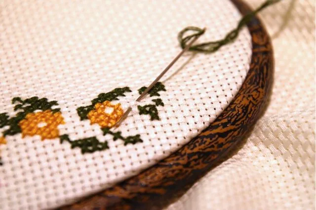 クロスステッチ刺繍のアップ